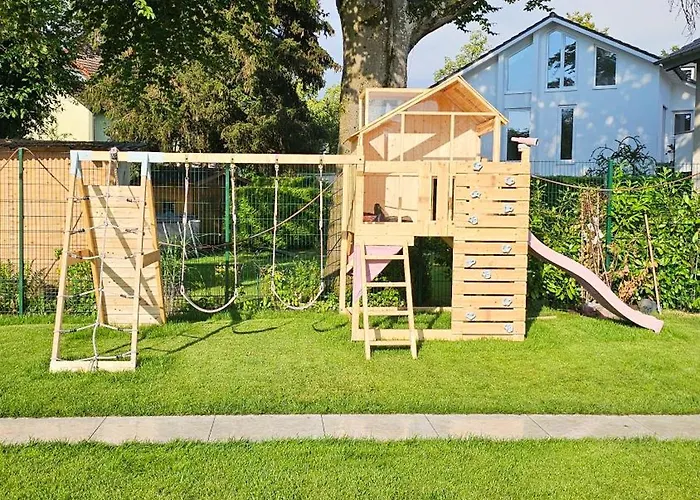 Luxurious Large With Pool, Garden, Koi Pond Only 12 Min To Octoberfest * München