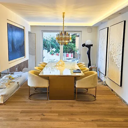 Apartamento Luxurious Large With Pool, Garden, Koi Pond Only 12 Min To Octoberfest *