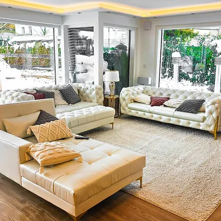 Apartamento Luxurious Large With Pool, Garden, Koi Pond Only 12 Min To Octoberfest Munique