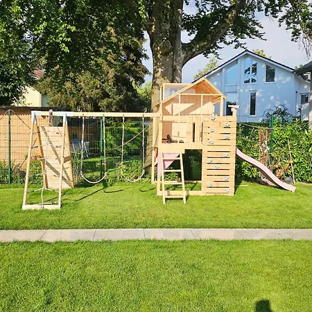 Luxurious Large With Pool, Garden, Koi Pond Only 12 Min To Octoberfest * Munique