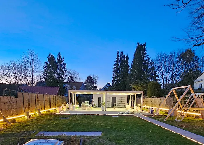 Διαμέρισμα Luxurious Large With Pool, Garden, Koi Pond Only 12 Min To Octoberfest Μόναχο